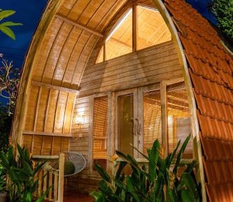 Deluxe Bungalow with Garden View