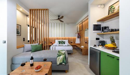 Triple Room with Mountain View
