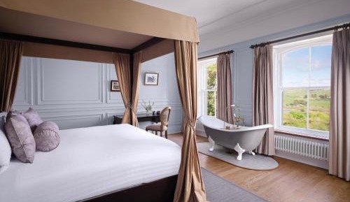 The Manor House - Country Suite