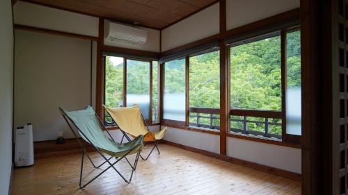 Twin Room with View