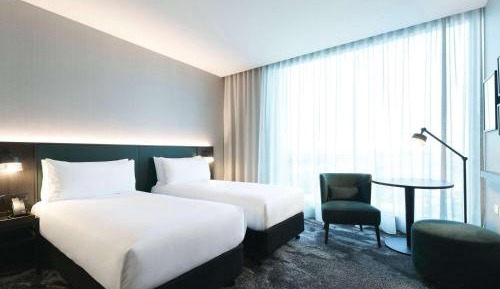 Deluxe Room with Two Zip Beds