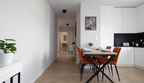 Two-Bedroom Apartment with Balcony