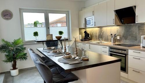 Deluxe Two-Bedroom Apartment with Garden View