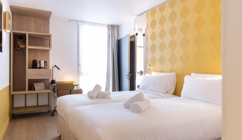 Standard Twin Room