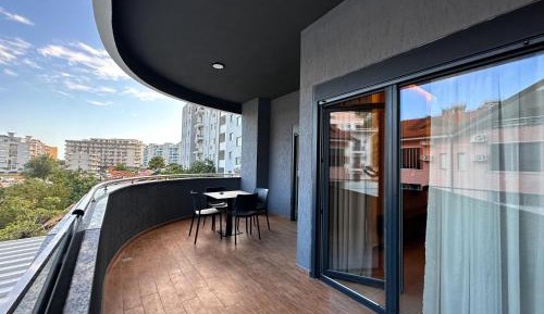 Apartment with City View