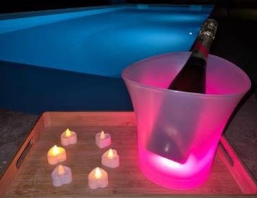 Suite with Hot Tub
