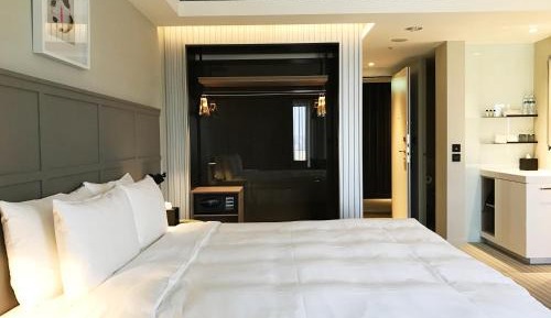 Deluxe Double Room with Bath