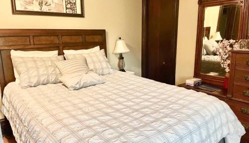 Queen Room