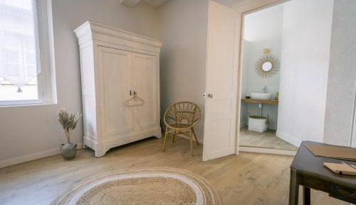 Queen Suite