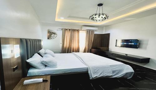 One-Bedroom Suite