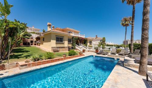 Villa with Sea View