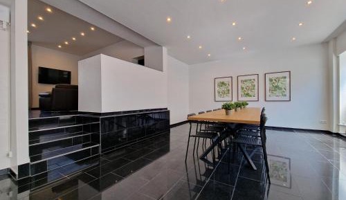 Apartment - Split Level