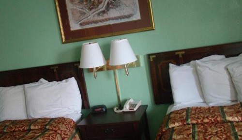 Double Room with Two Double Beds - Non-Smoking