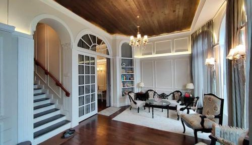 Superior King Suite