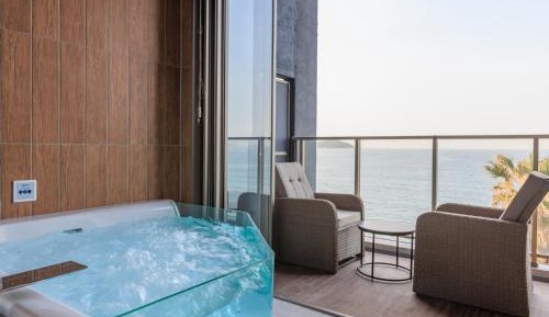Superior Twin Room with Sea View
