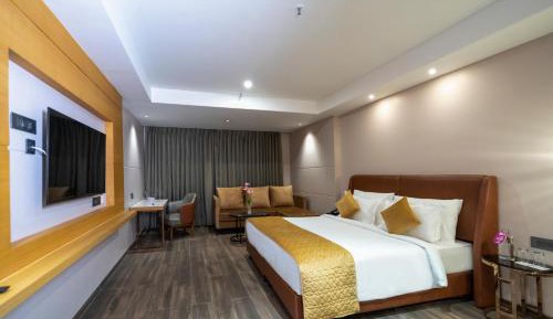 Large Double Room