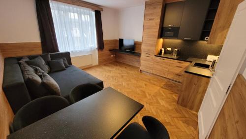 One-Bedroom Apartment Top 4 