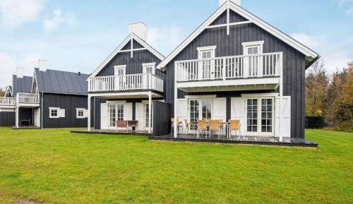 Four-Bedroom Holiday Home