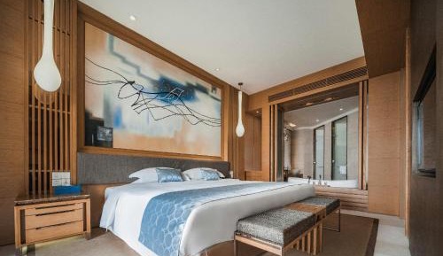 Deluxe Suite with Sea View(include hot spring tickets for 2 pax)