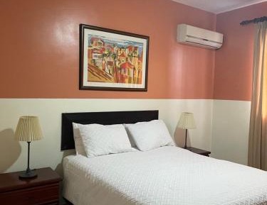 One-Bedroom Deluxe Apartment
