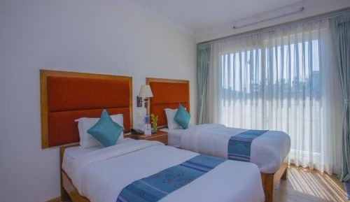 Twin Room with Private Bathroom