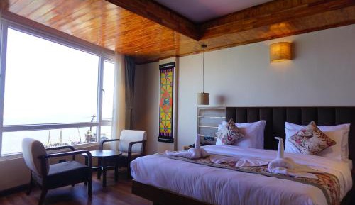 Double Room with Mountain View