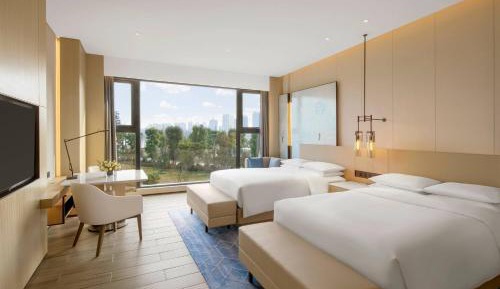Deluxe Twin Garden View, Deluxe Guest room, 2 Double