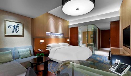 Club King Bed Room, Club lounge access, Guest room, 1 King