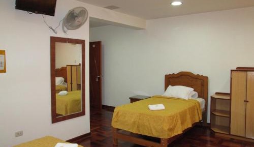 Triple Room