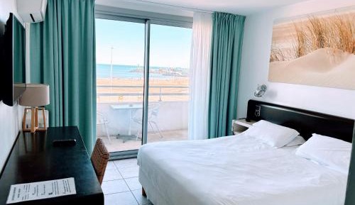 Double Room Facing the Sea