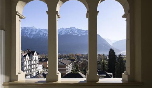 Deluxe King Room with Balcony and Mountain View