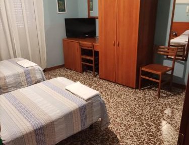 Twin Room with Shared Bathroom