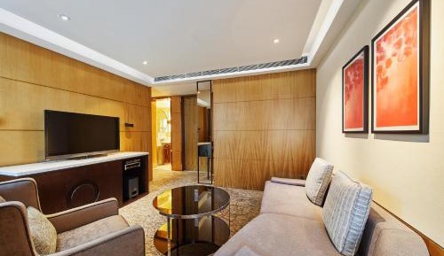 Club Suite, Club level, 1 Bedroom Suite, 1 King, River view