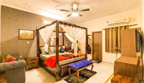 Superior King Room