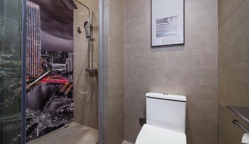 Premium Suite with King Bed