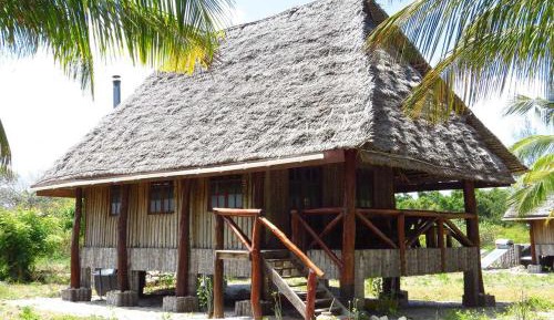 Bungalow (2 Adults)