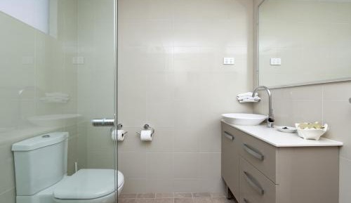 Twin Room ( No Pets)