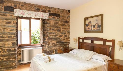 Studio (2 Adults)
