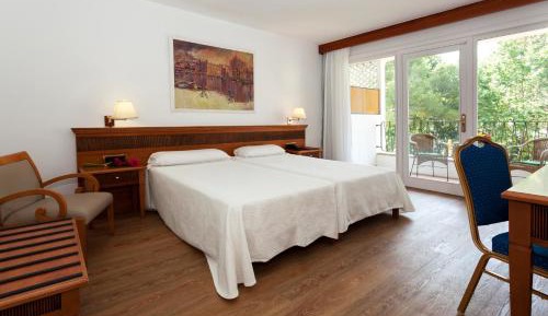 Standard Double or Twin Room with Balcony