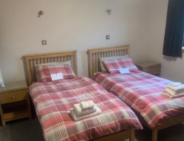 Twin Room with Bathroom