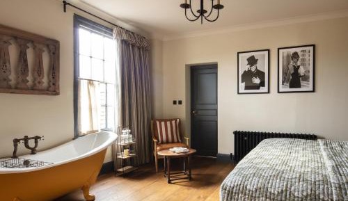 Superior King Room