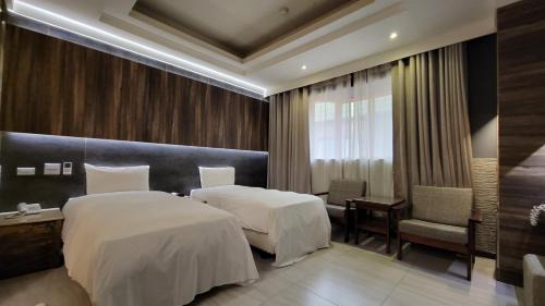 Standard Twin Room