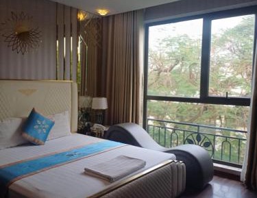 Deluxe Double Room with Bath
