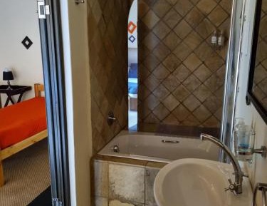 Deluxe Family Suite