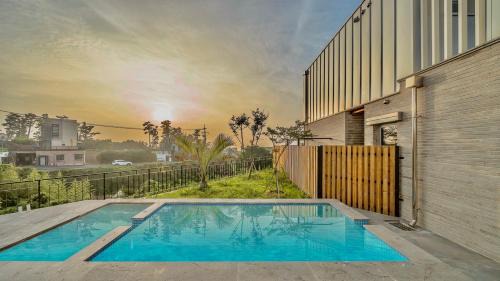 Three-Bedroom Townhouse