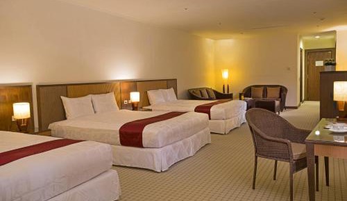 Prestige Family Room (6 Adults)