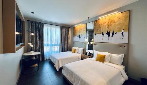 Queen Room