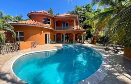 Villa