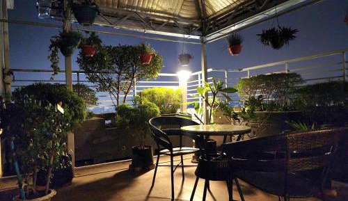 Apartment with Garden View