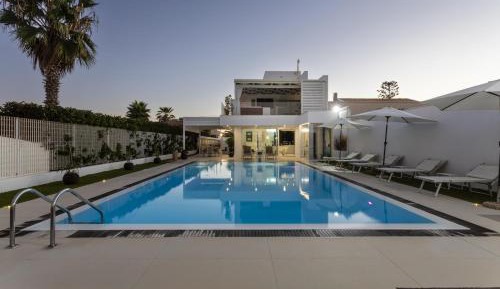 Deluxe Villa